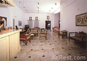 Sunshine Hotel 5